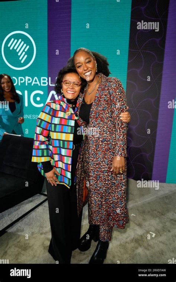 Arsema Thomas with Nardos Bekele-Thomas Arsema Thomas with Nardos Bekele-Thomas