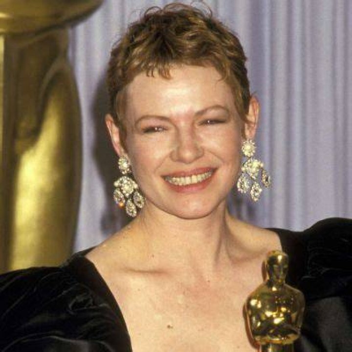 Dianne Wiest Net Worth