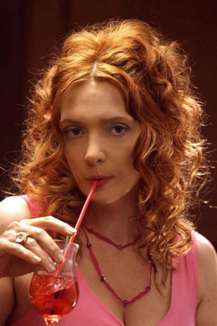 Glenne Headly Bra Size, Age, Weight, Height, Measurements