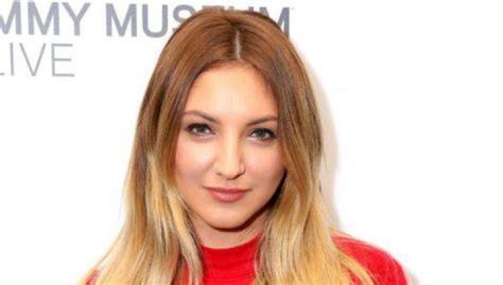 Julia Michaels Bra Size, Age, Weight, Height, Measurements