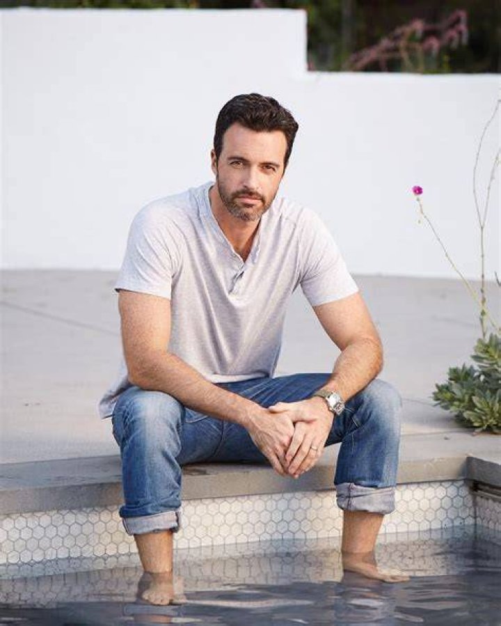 Reid Scott Age, Weight, Height, Measurements