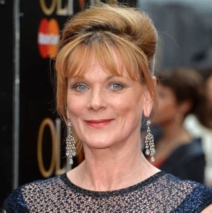 Samantha Bond Net Worth