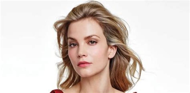 Sylvia Hoeks Bra Size, Age, Weight, Height, Measurements